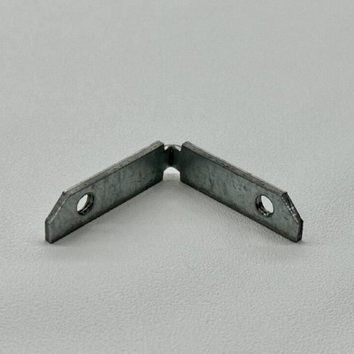 Уголок вертикальный