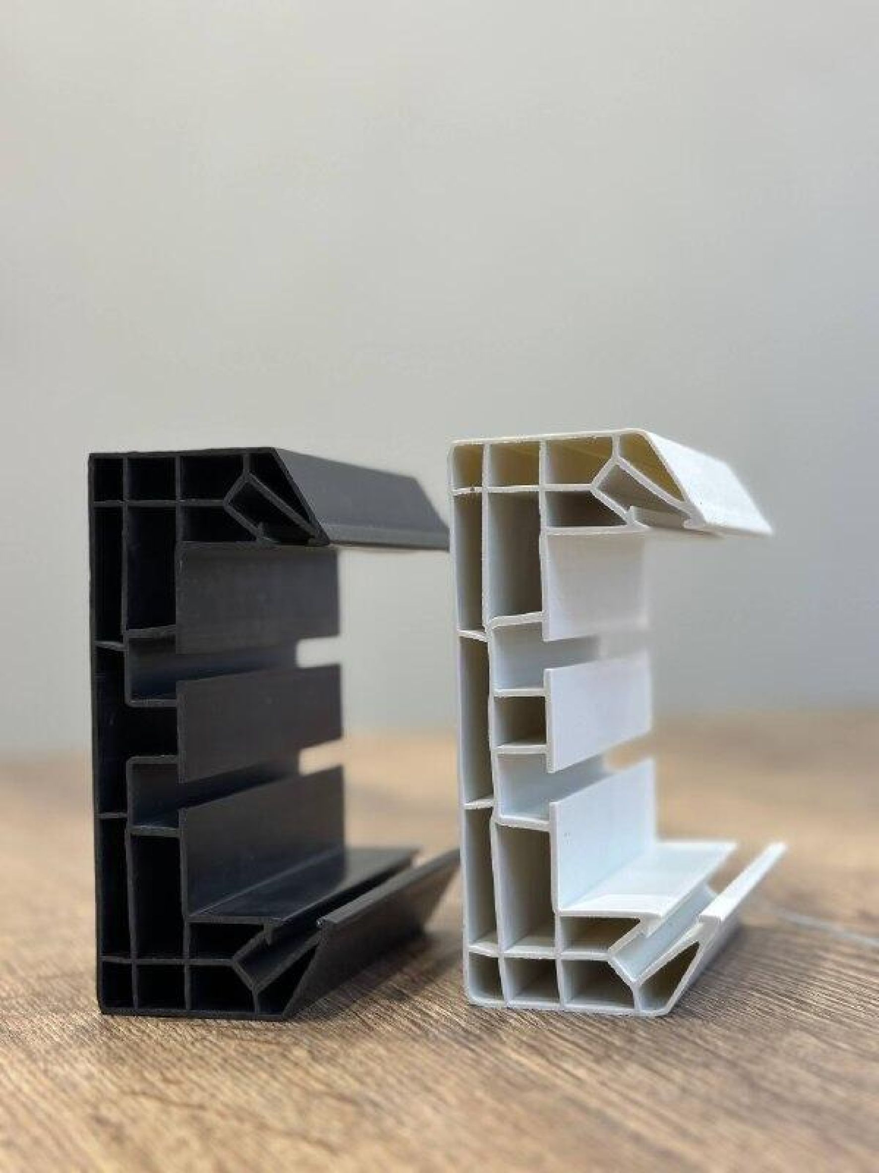 Пвх карниз П (ПК14) белый 2м.